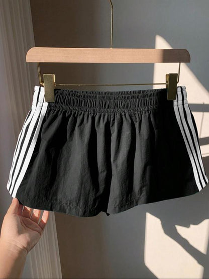 Averlon London Stride Shorts